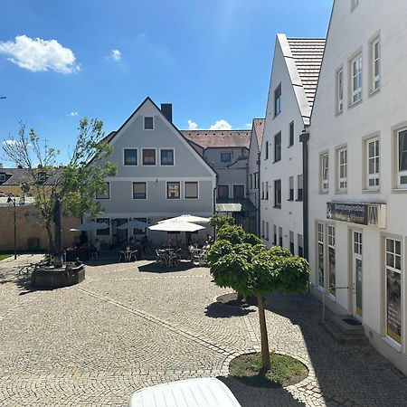 St Hotel Reichertshofen Exteriör bild