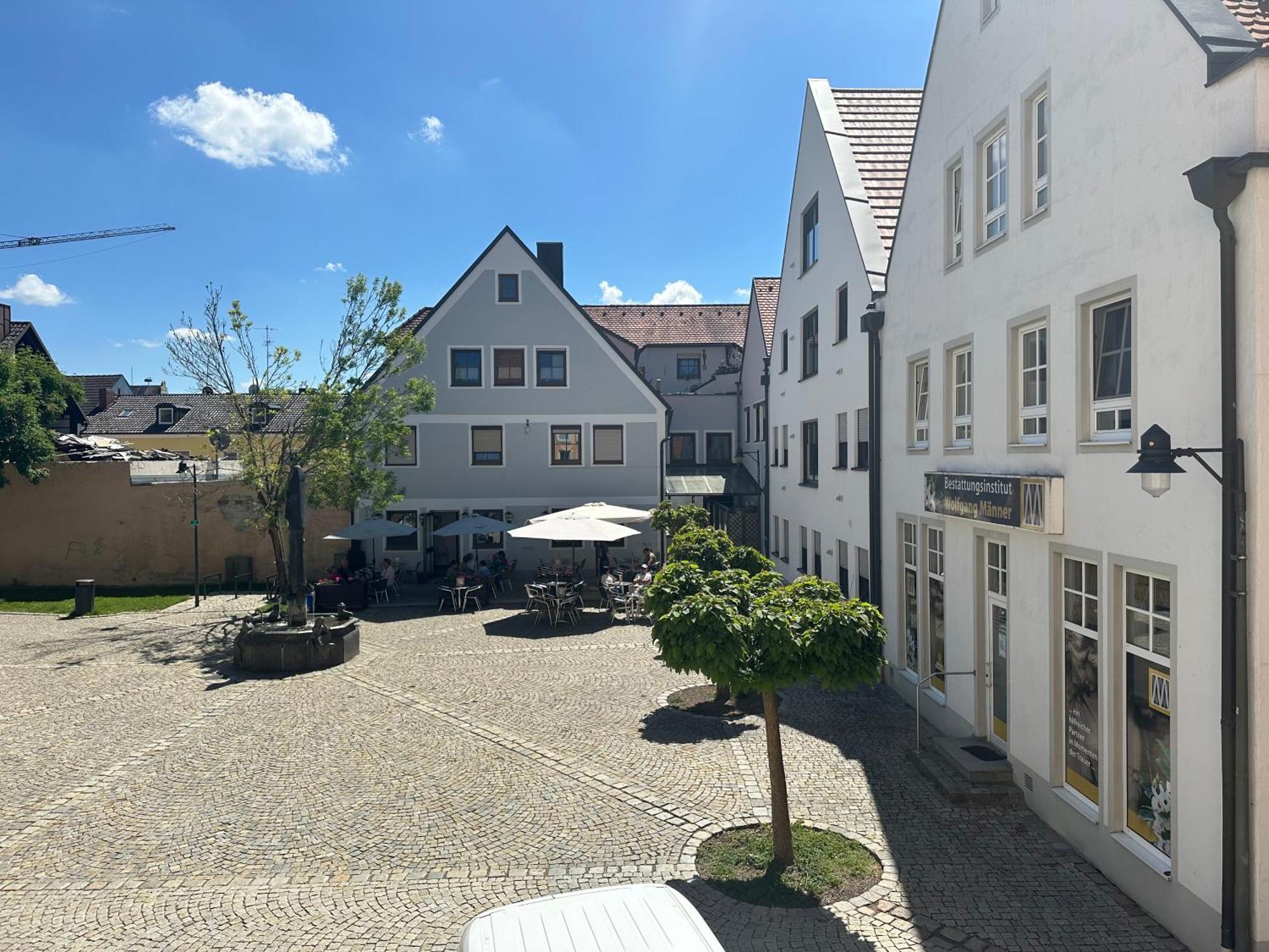 St Hotel Reichertshofen Exteriör bild